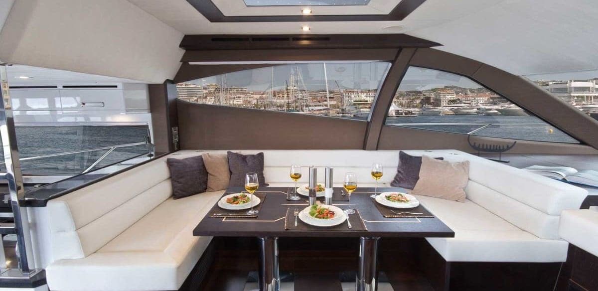 Galeon 550 Fly - photograph 10