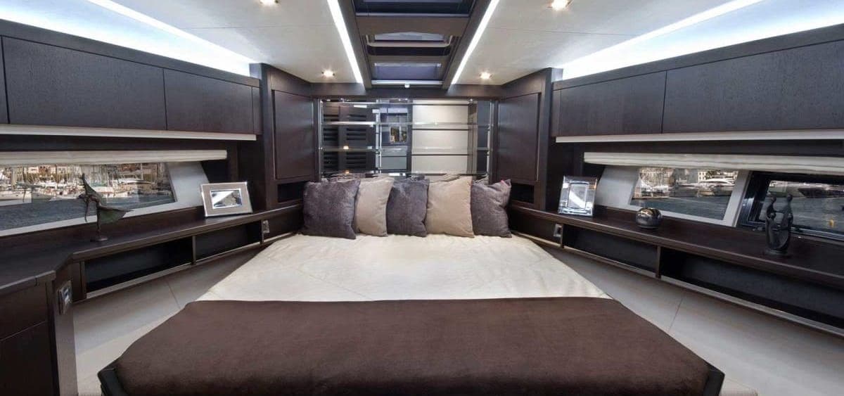 Galeon 550 Fly - photograph 12